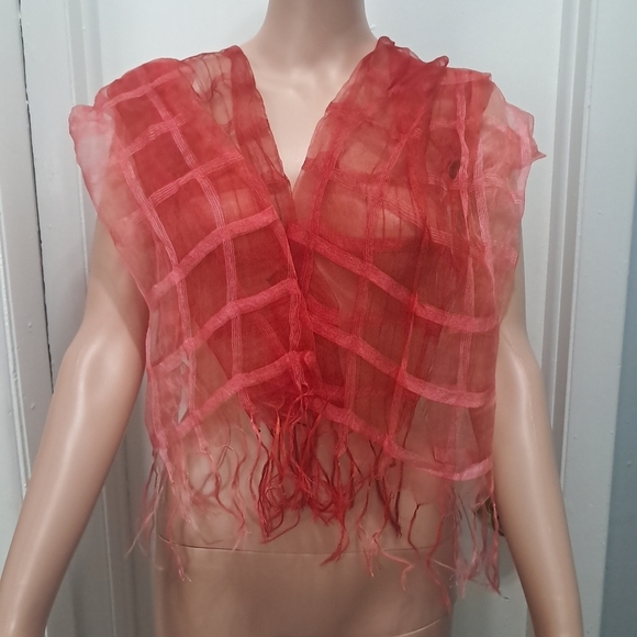 Red 100% silk sheer scarf wrap, lightweight and elegant with fringe ends - Picture 2 of 7